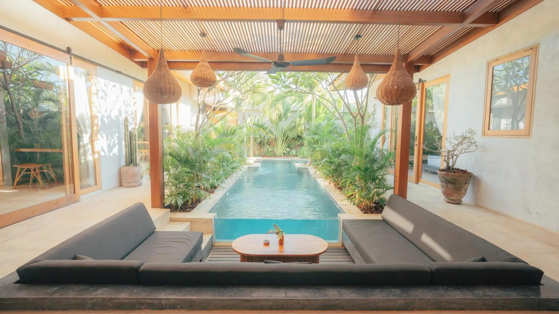 Suyai Villa Uluwatu contacts